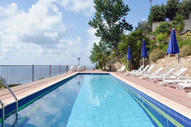 Villa Del Conte Drapia Exterior photo